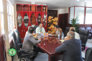 توقيع عقد شراكة مع فرع الهيئة العامة للبريد وجامعة جبلة للعلوم الطبية والصحية